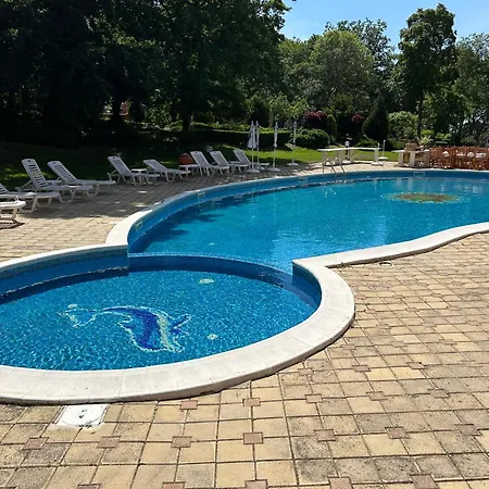 Sunrise Golden Sands Apartman